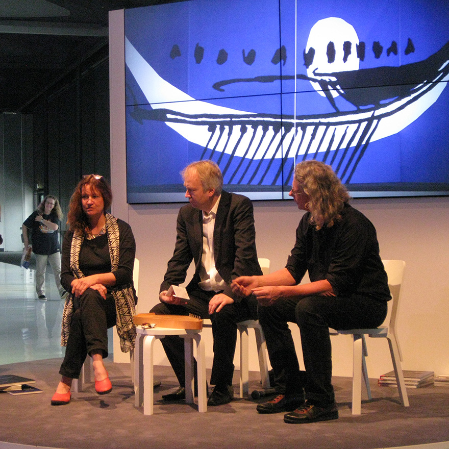 FINNLAND.COOL<br>Präsentation des Kalevala-Projekts<br>von Anja Harms und Eberhard Müller-Fries<br>im Gastlandpavillon auf der Frankfurter Buchmesse